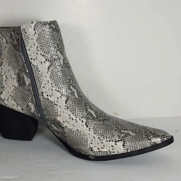 Coconuts by Matisse Women's Astoria US 8, 5M Gray Snake Skin Ankle Booties Boots - Picture 7 of 12